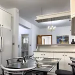 Appartamento Nj Apartments: The Island Edition